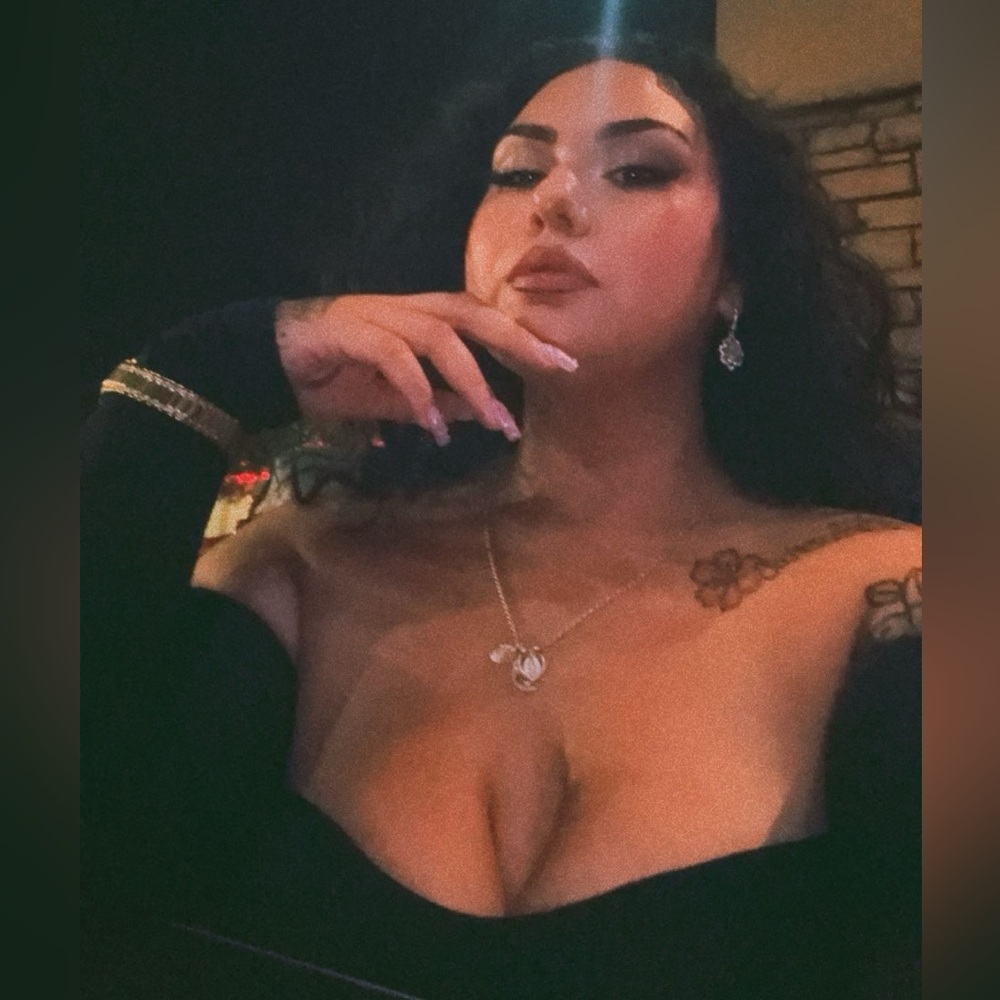 Meet your Posher, Maria